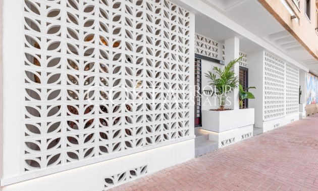 Apartments - Neue Gebäude - Torrevieja -
                Playa Los Naufragos