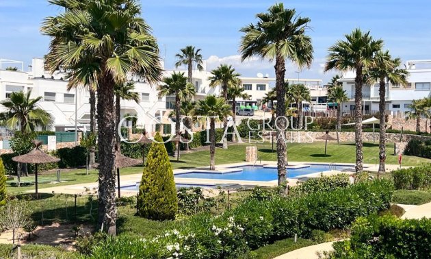 Apartments - Odsprzedaż - Orihuela Costa - Vista Bella Golf