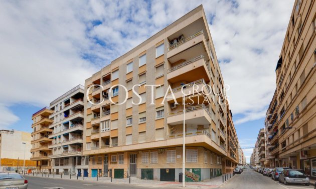 Apartments - Resale - Torrevieja - Playa del Cura