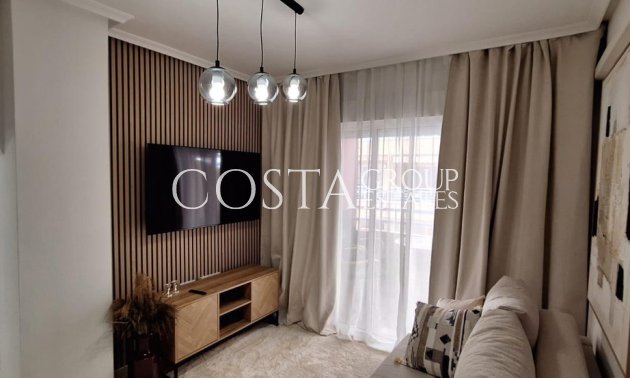 Apartments - Revente -
            Torrevieja - RO-82282