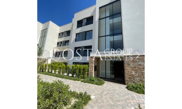 Apartments - Wiederverkauf - Orihuela Costa - Las Colinas Golf