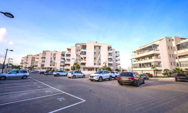 Apartments - Wiederverkauf - Orihuela Costa - Los Dolses