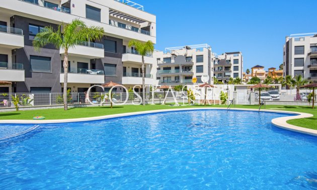Apartments - Wiederverkauf - Orihuela - Villamartin