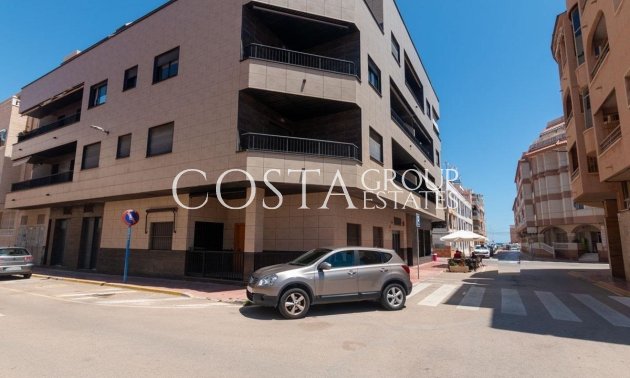 Apartments - Wiederverkauf - Torrevieja - La Mata