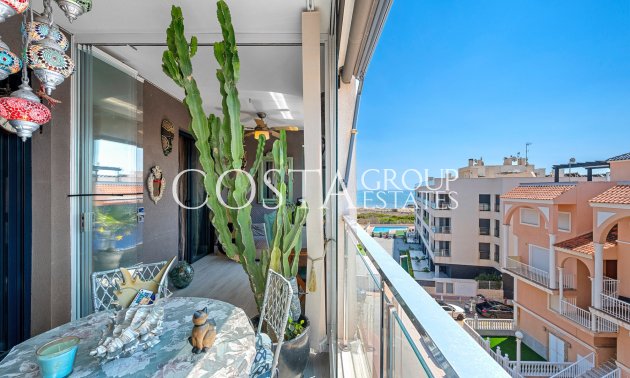 Appartement - Herverkoop - La Mata -
                La Mata
