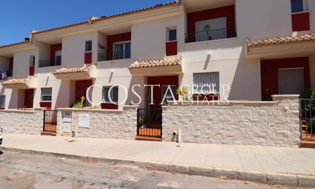 Dom - Odsprzedaż - Benijofar -
                Benijofar