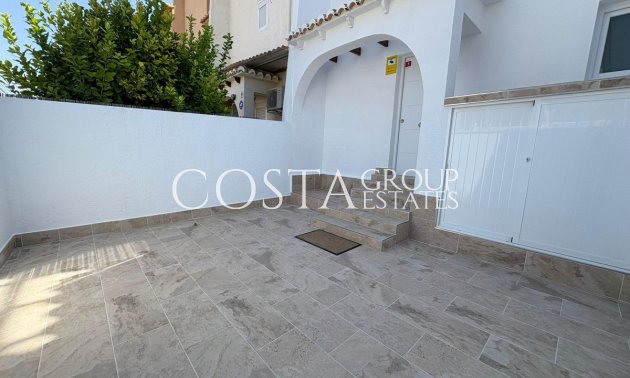 Dom - Odsprzedaż - Torrevieja - Torrevieja Centro