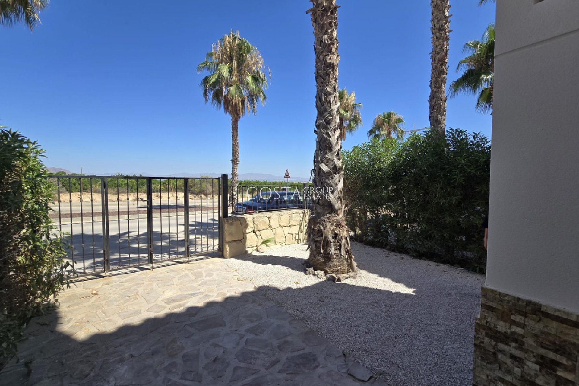 Herverkoop - Apartments -
Algorfa