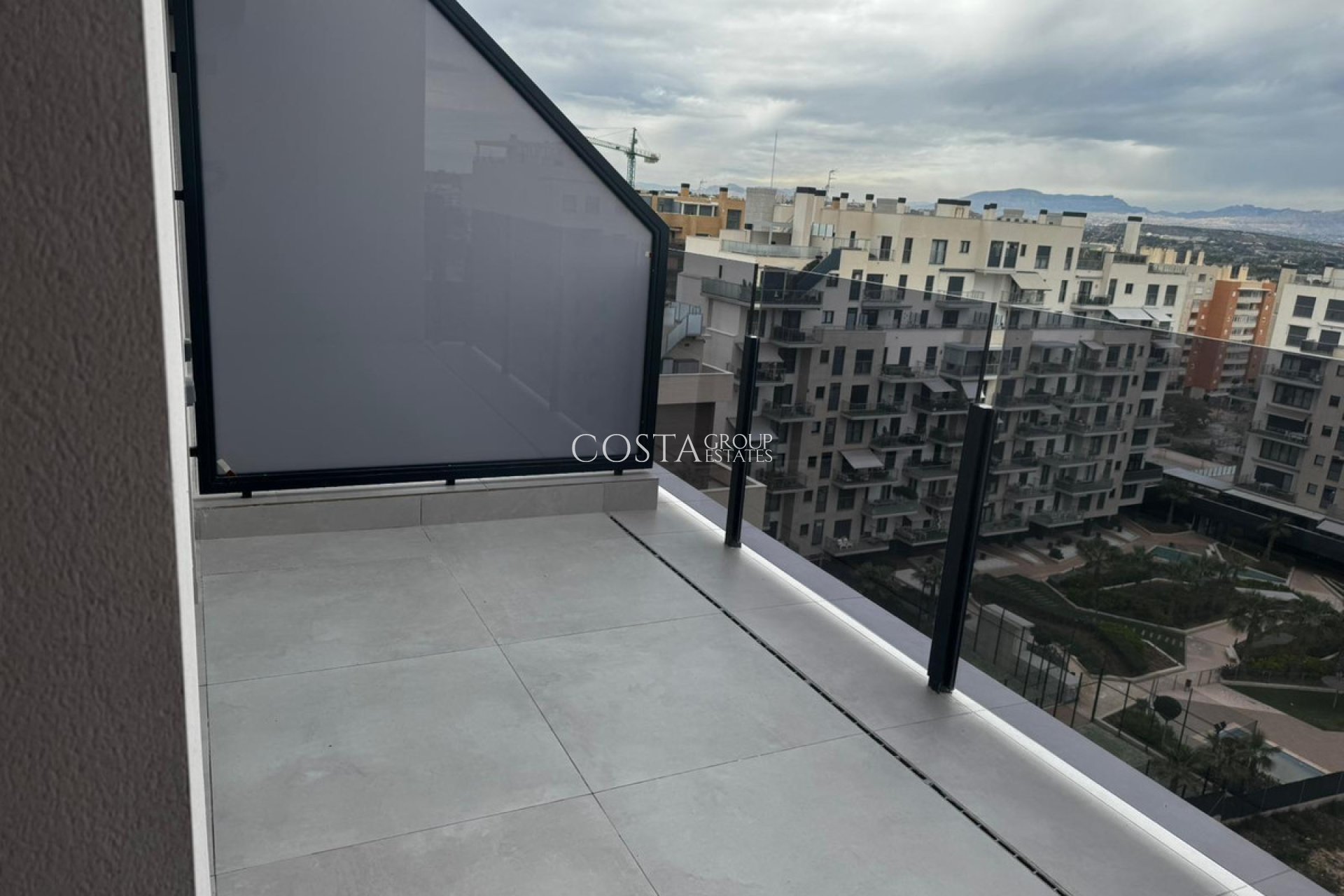 Herverkoop - Apartments -
Alicante - Alicante Centro