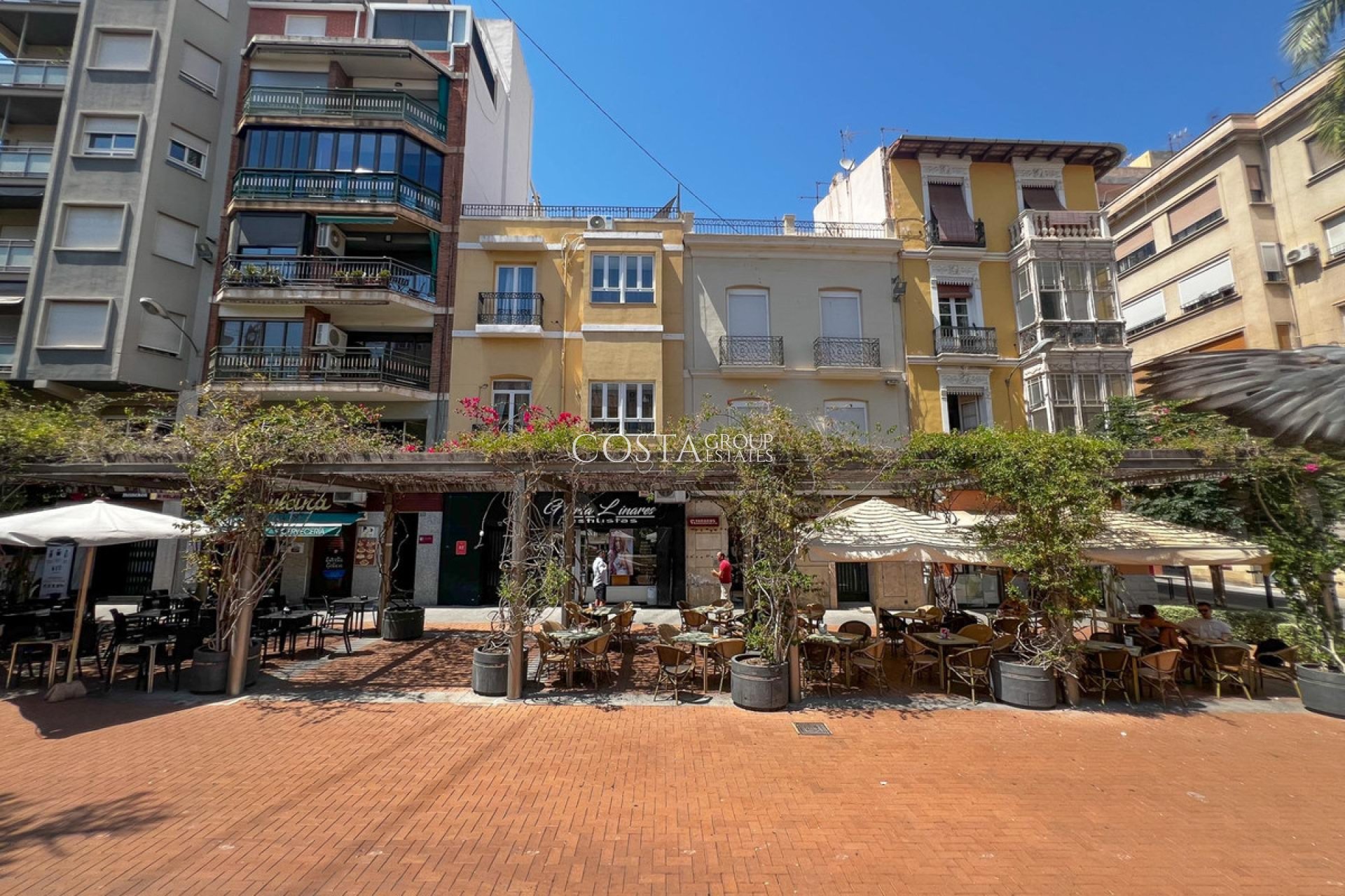 Herverkoop - Apartments -
Alicante - Alicante Centro