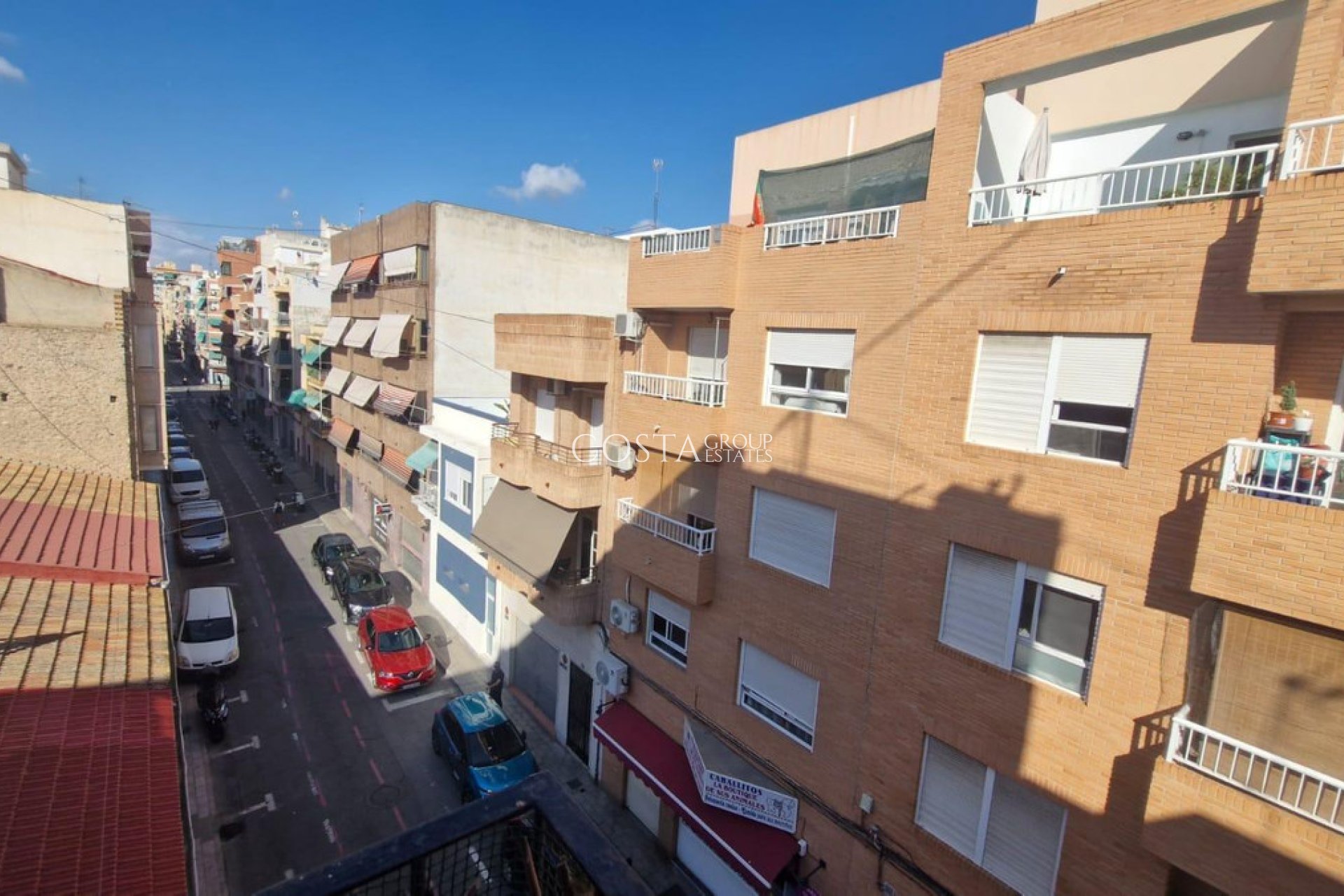 Herverkoop - Apartments -
Alicante - Alicante Centro