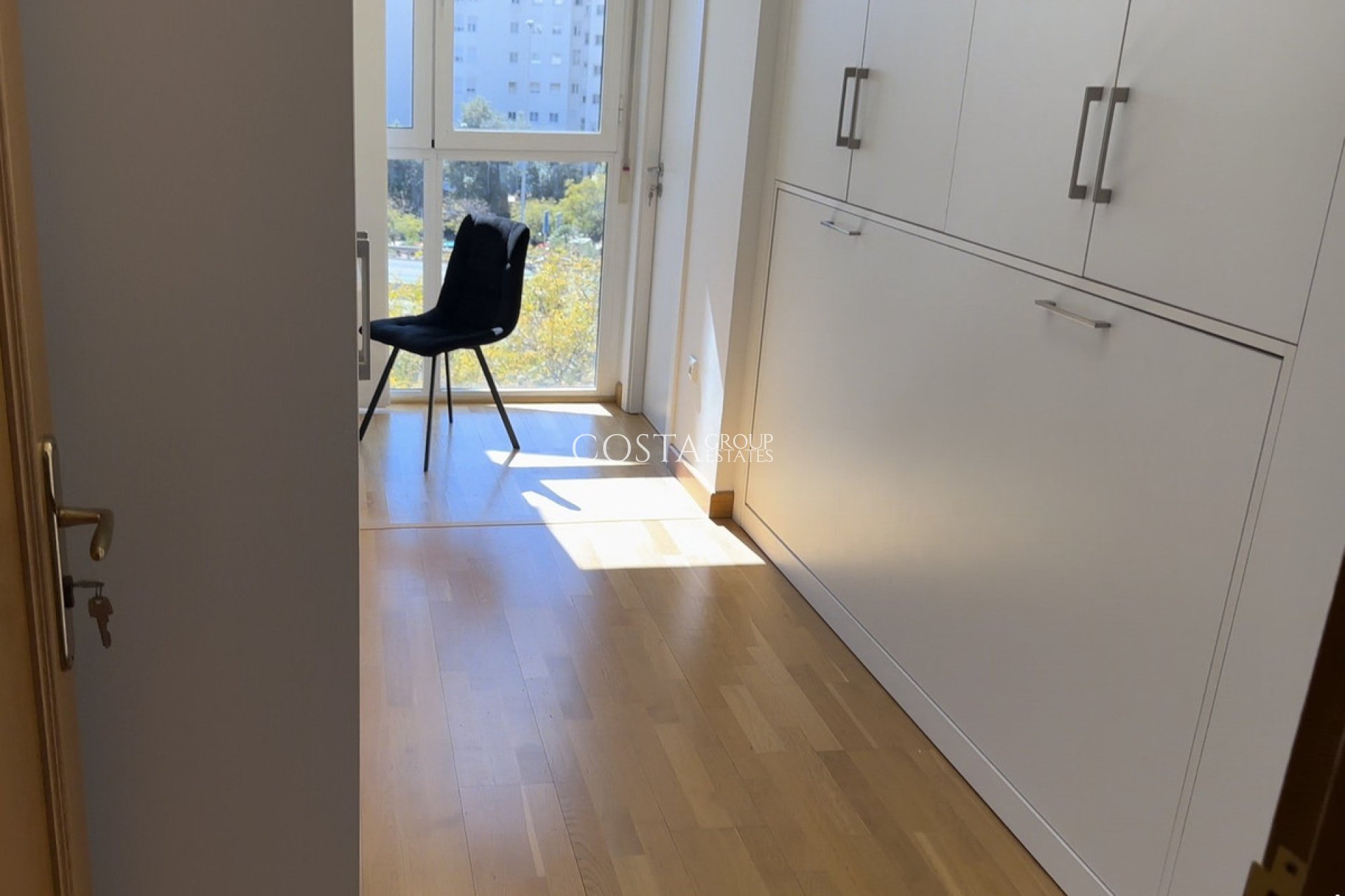 Herverkoop - Apartments -
Alicante - Alicante Centro