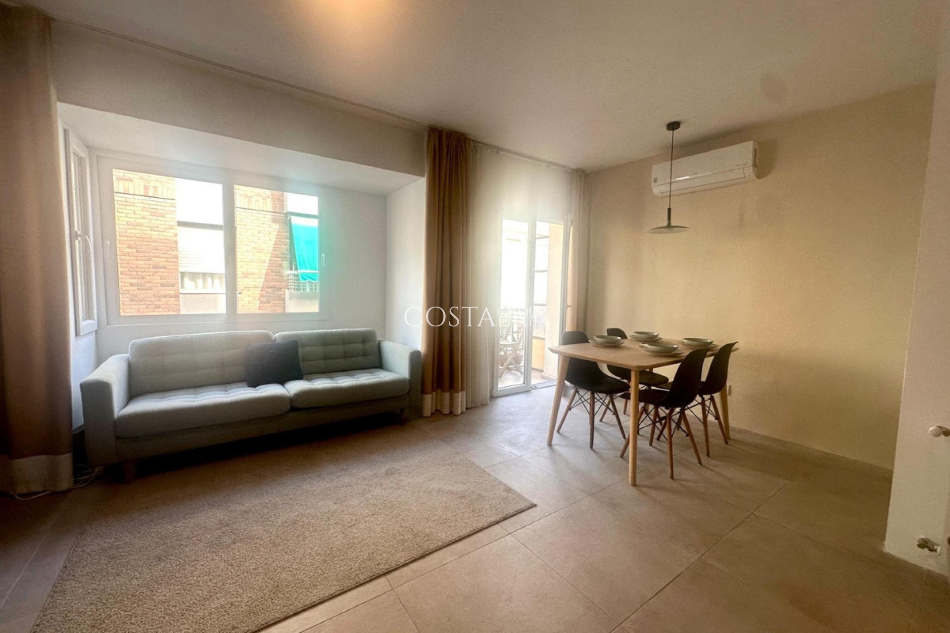 Herverkoop - Apartments -
Alicante - Alicante Centro