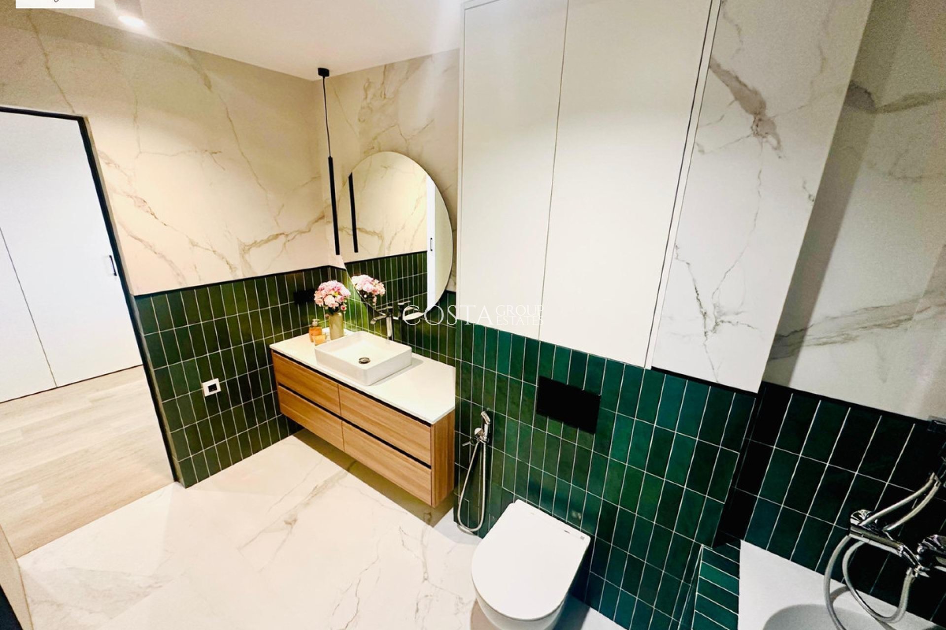 Herverkoop - Apartments -
Alicante - Alicante Centro