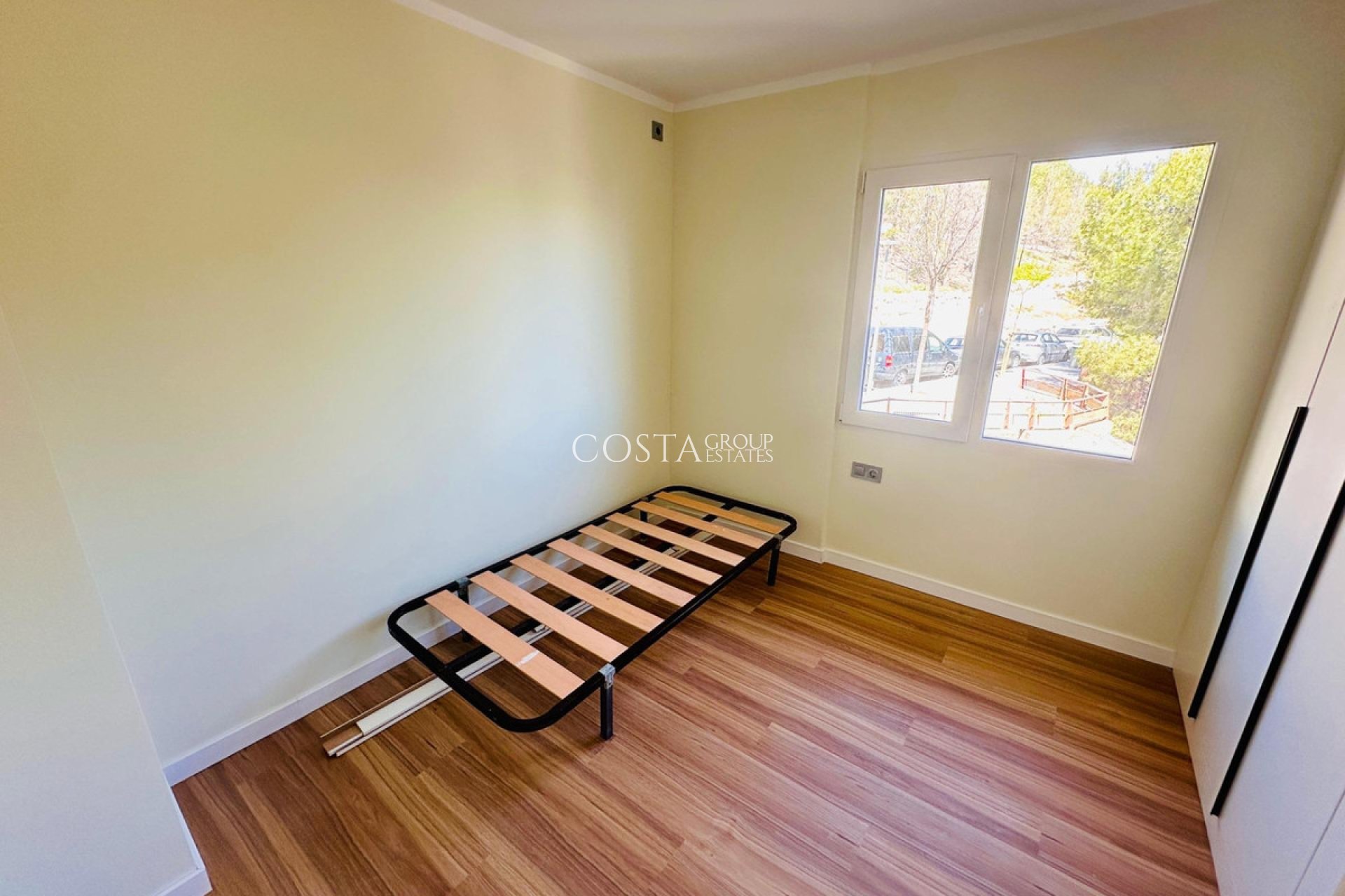 Herverkoop - Apartments -
Alicante - Alicante Centro