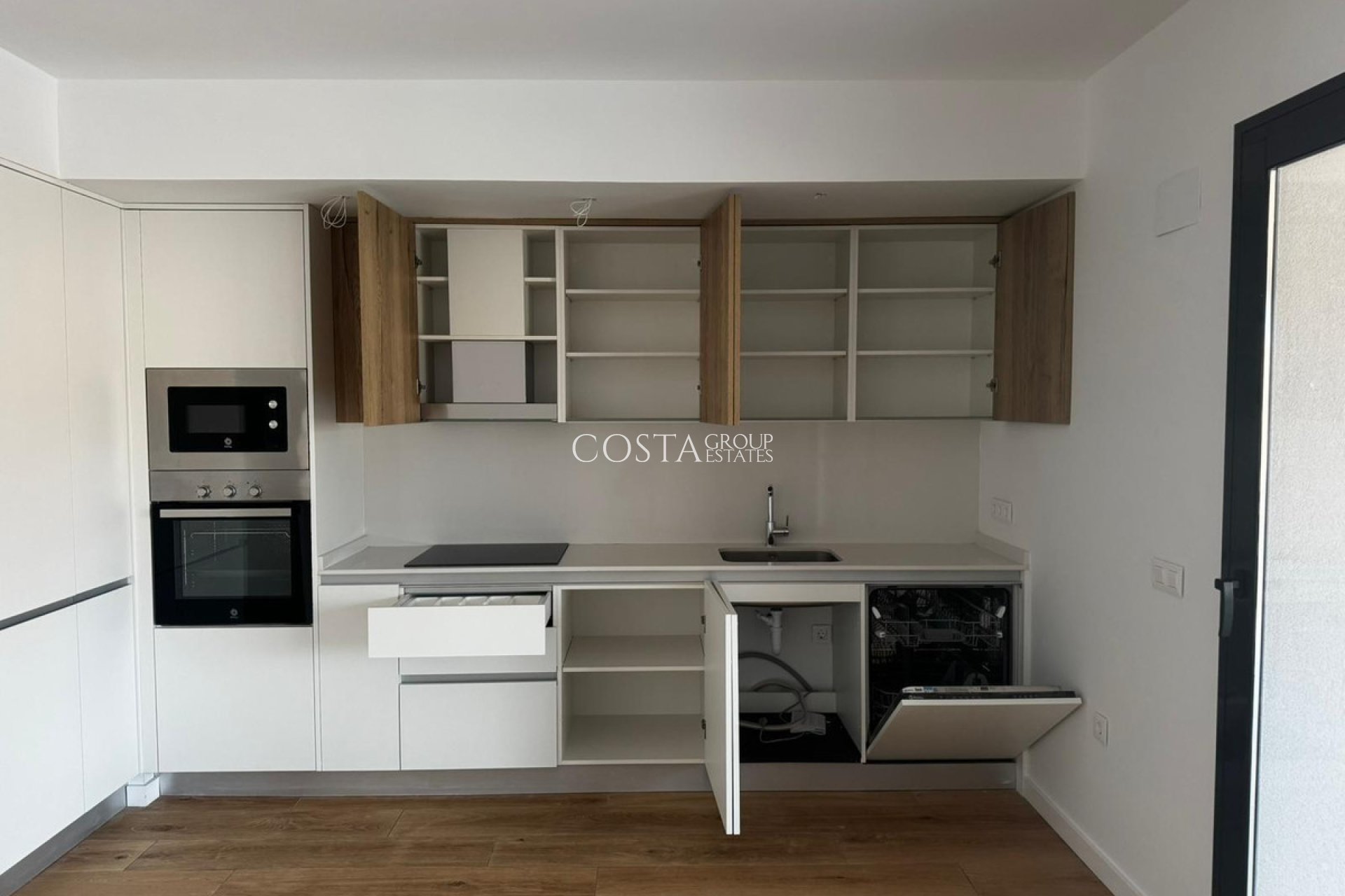 Herverkoop - Apartments -
Alicante - Alicante Centro