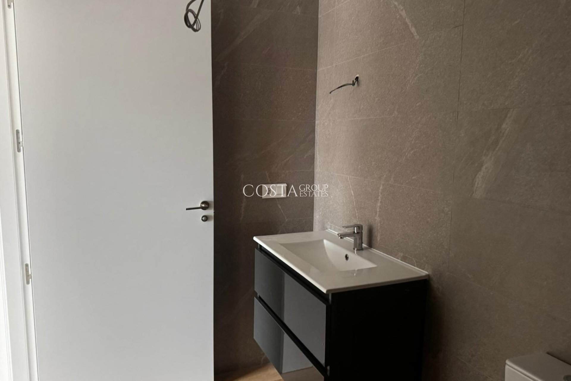 Herverkoop - Apartments -
Alicante - Alicante Centro