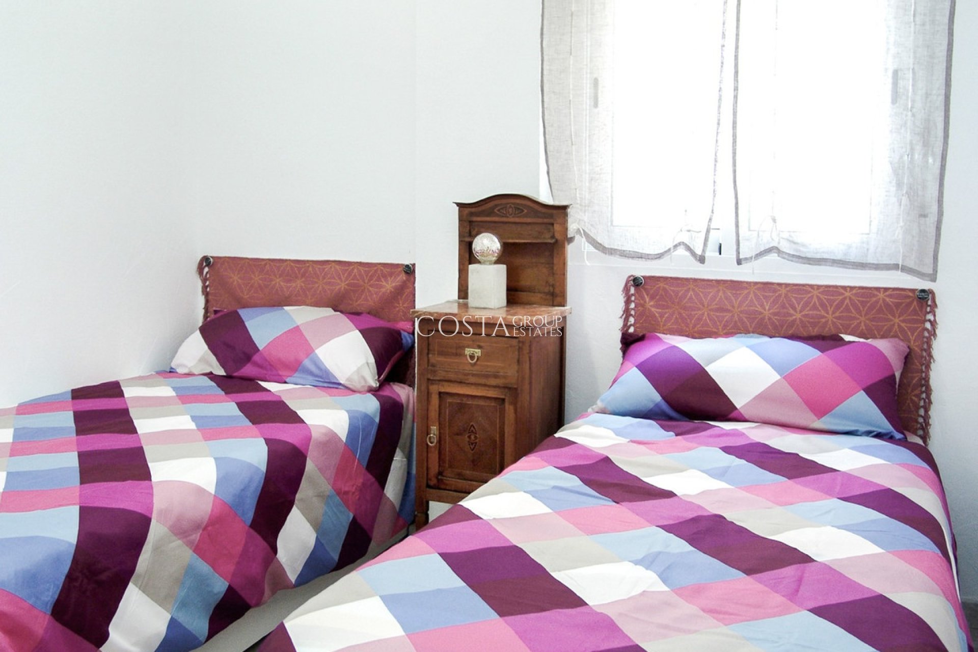 Herverkoop - Apartments -
Alicante - Alicante Centro