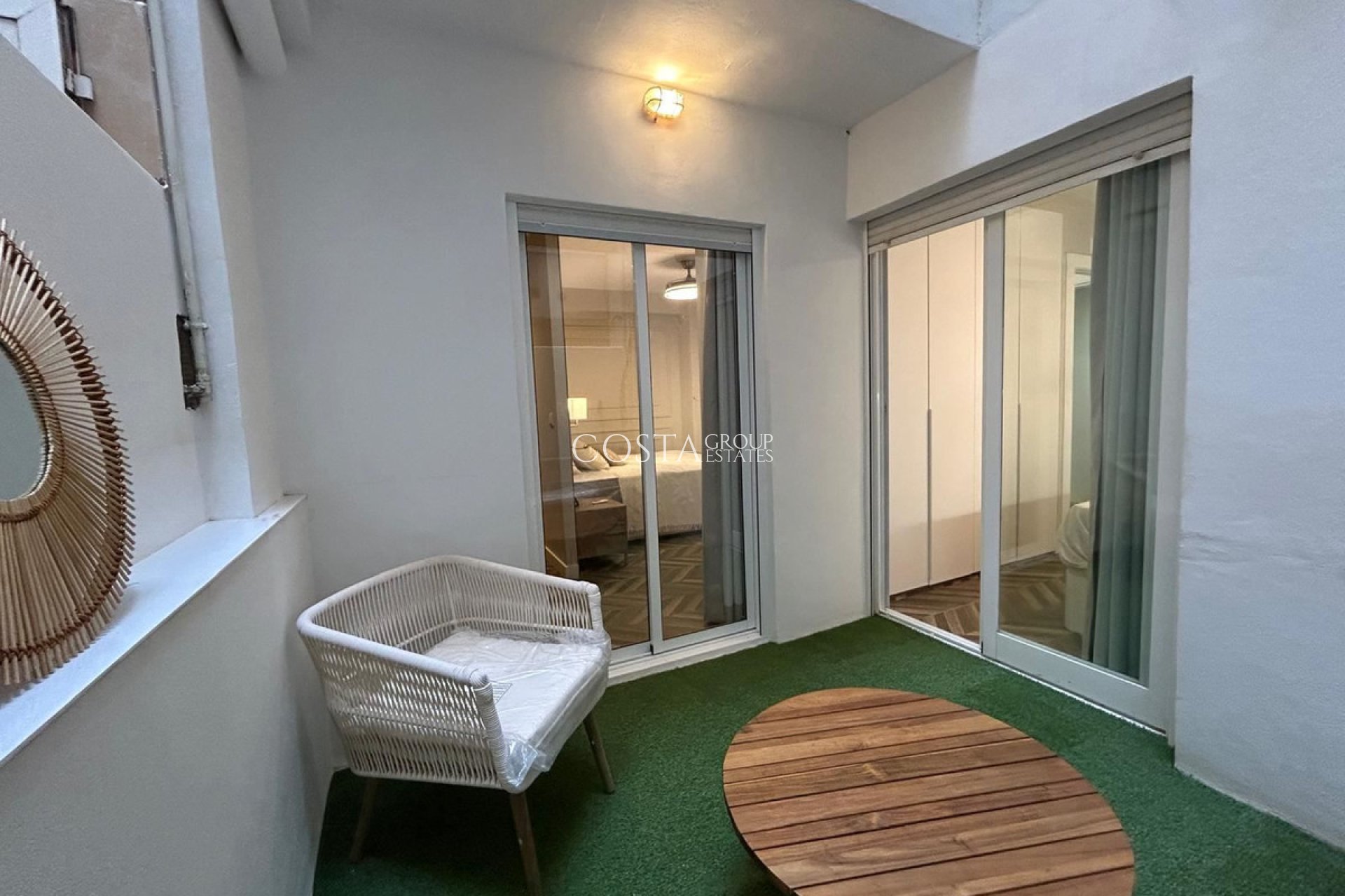 Herverkoop - Apartments -
Alicante City - Alicante City Centro