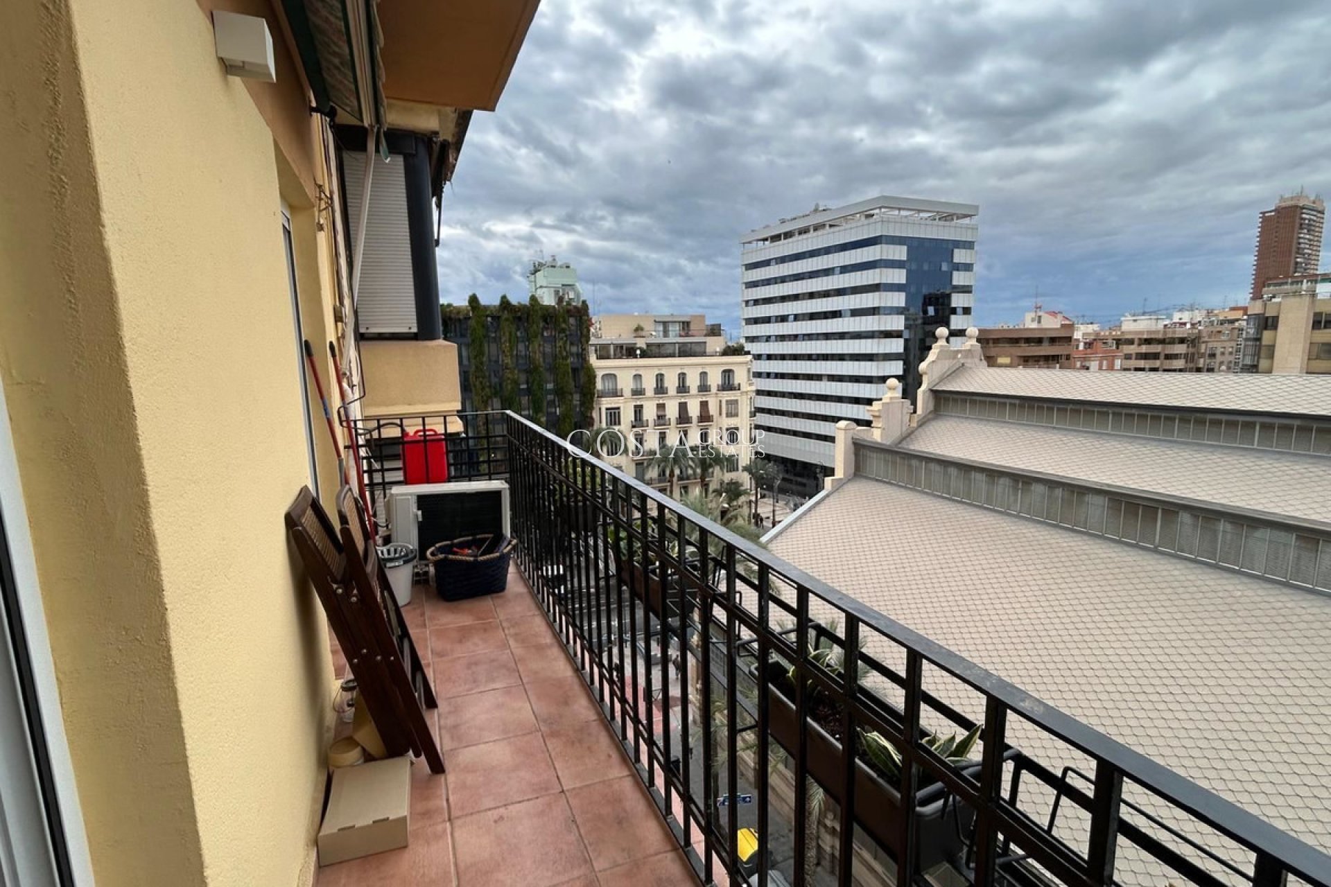 Herverkoop - Apartments -
Alicante City - Alicante City Centro