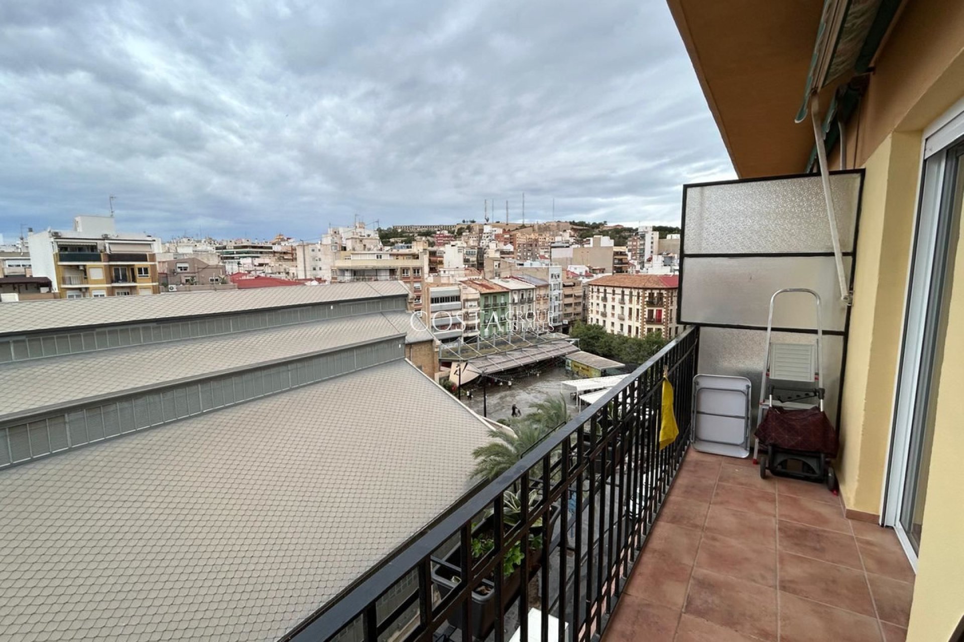 Herverkoop - Apartments -
Alicante City - Alicante City Centro
