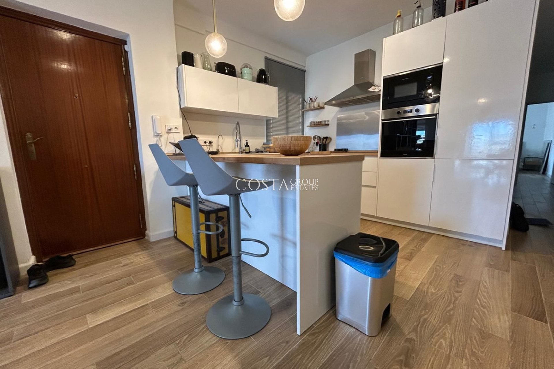 Herverkoop - Apartments -
Alicante City - Alicante City Centro