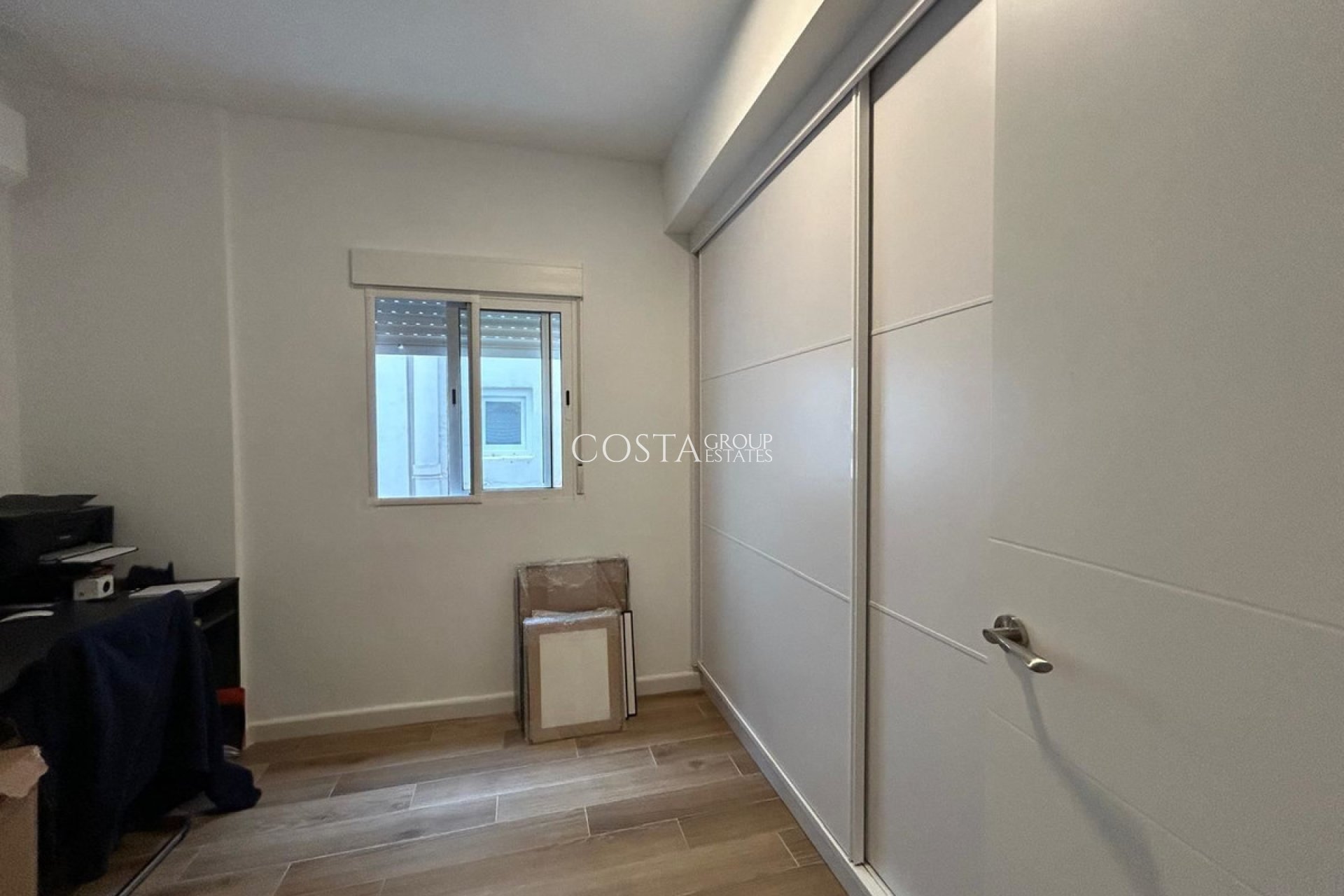 Herverkoop - Apartments -
Alicante City - Alicante City Centro