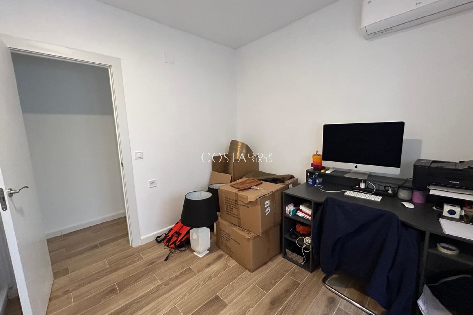 Herverkoop - Apartments -
Alicante City - Alicante City Centro