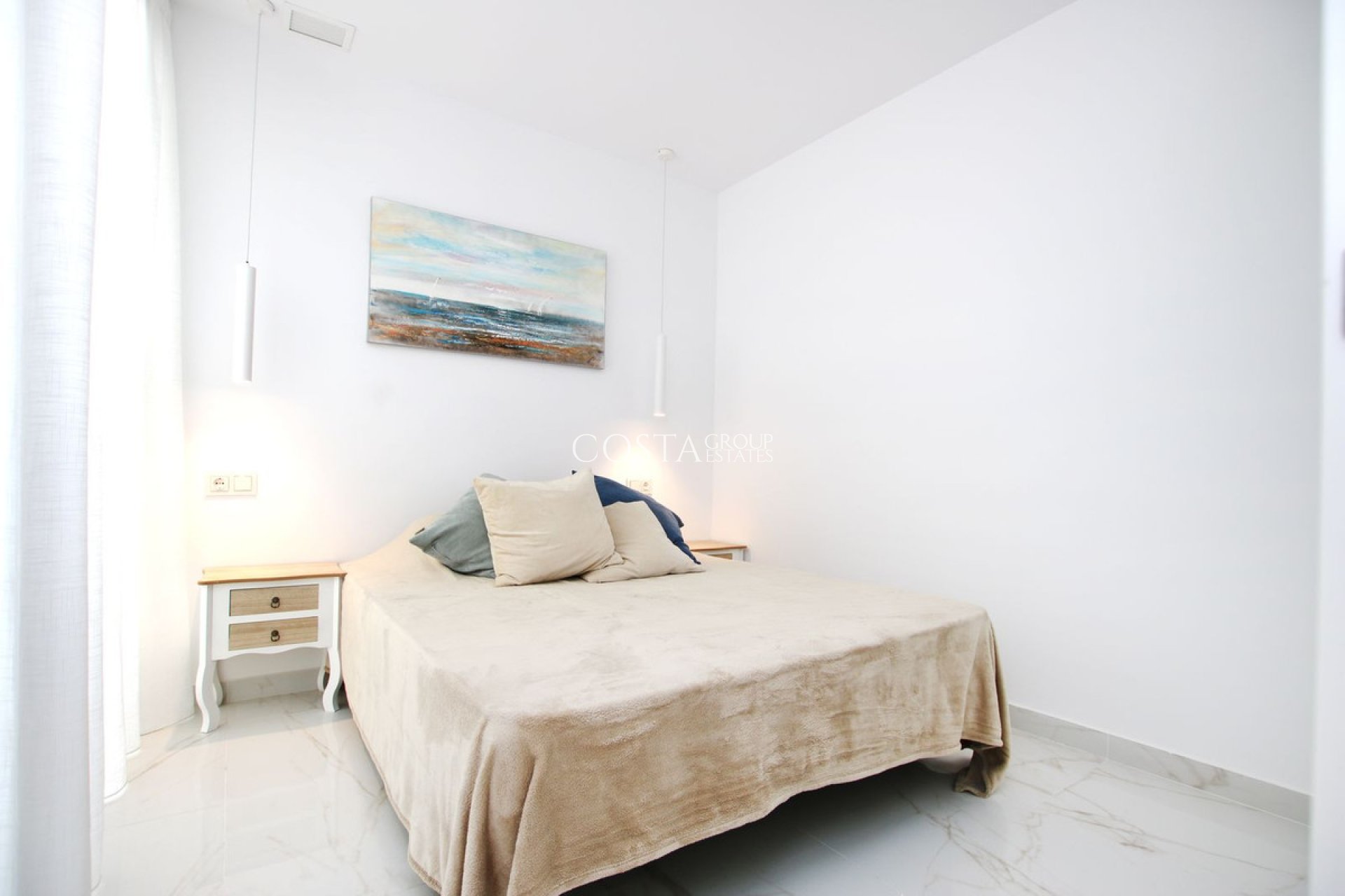 Herverkoop - Apartments -
Alicante City - Alicante City Centro