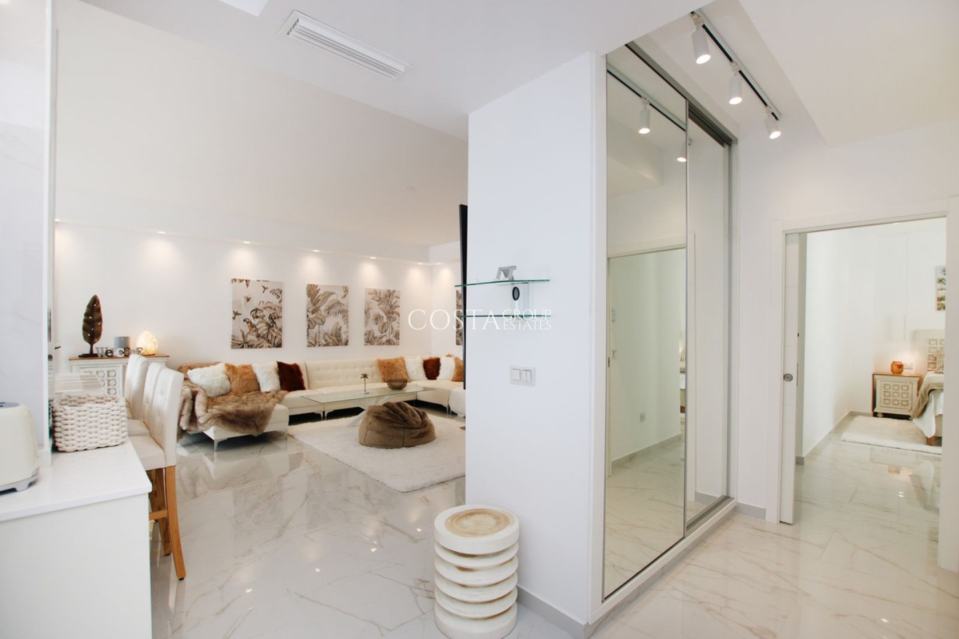 Herverkoop - Apartments -
Alicante City - Alicante City Centro