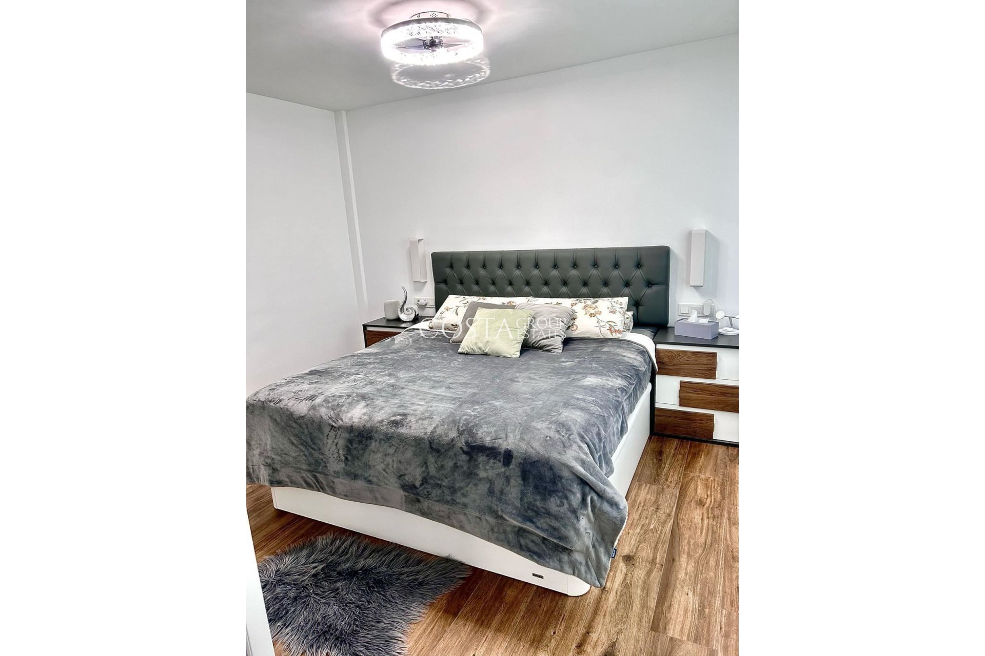 Herverkoop - Apartments -
Alicante City - Alicante City Centro