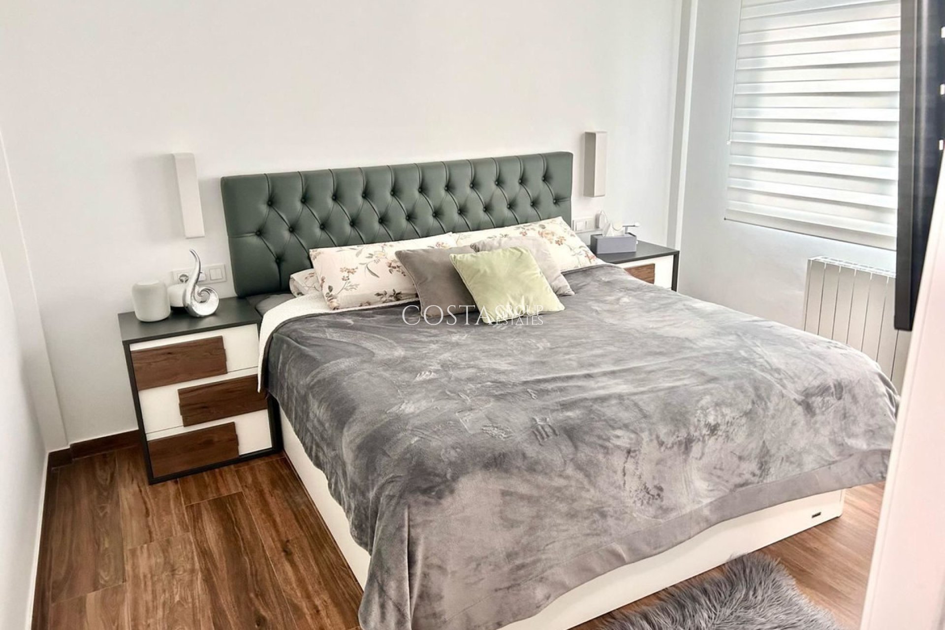 Herverkoop - Apartments -
Alicante City - Alicante City Centro