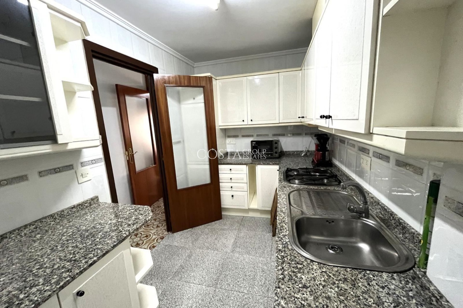 Herverkoop - Apartments -
Alicante City - Alicante City Centro