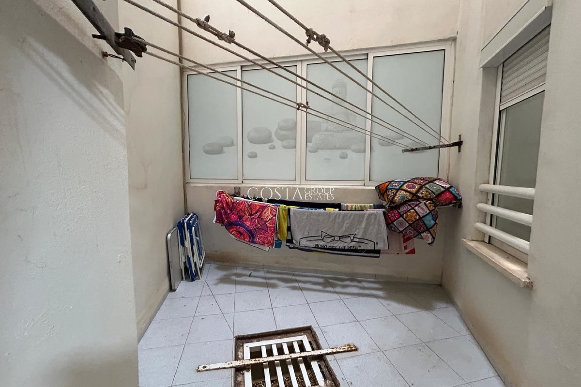 Herverkoop - Apartments -
Alicante City - Alicante City Centro