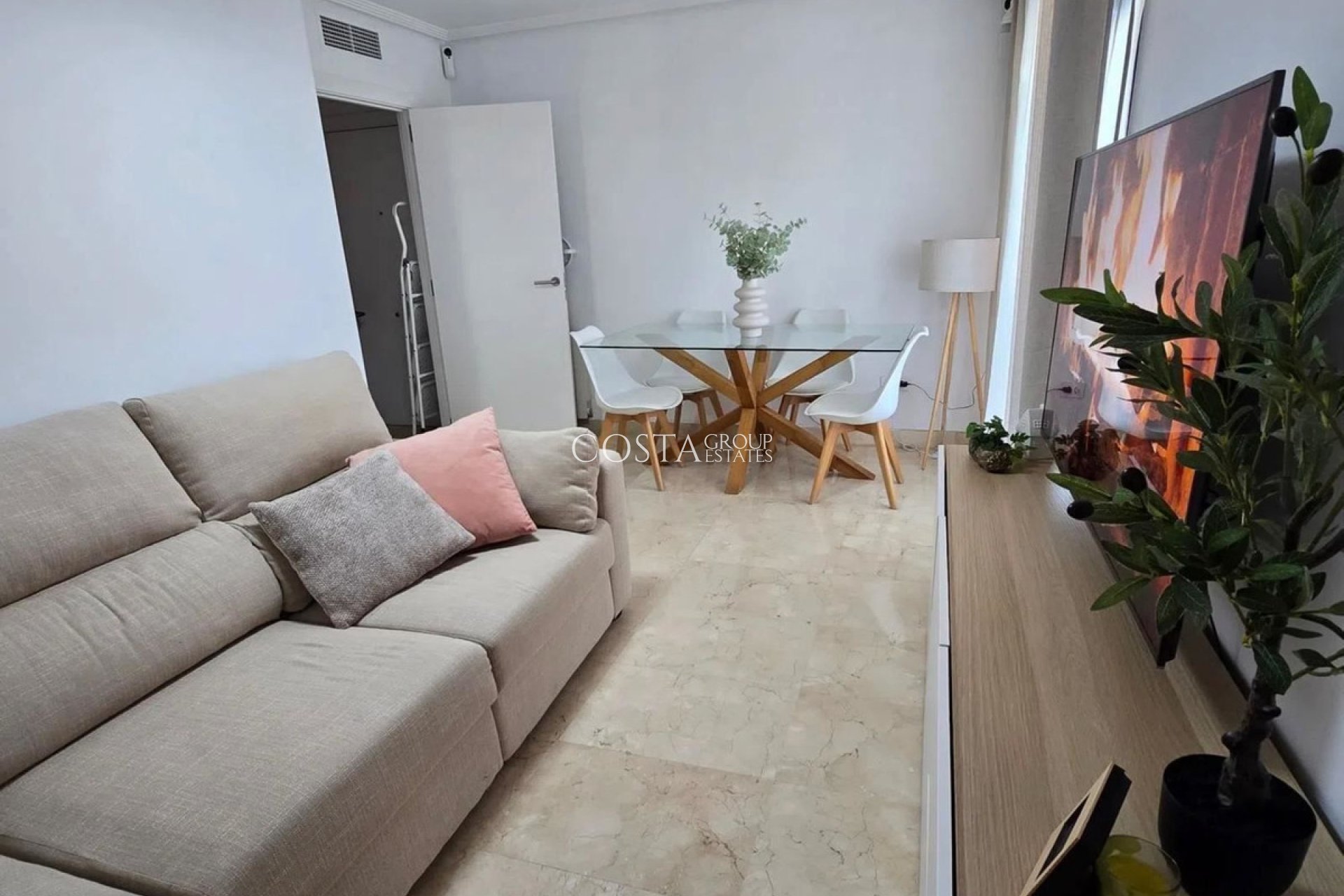 Herverkoop - Apartments -
Alicante City - Alicante City Centro