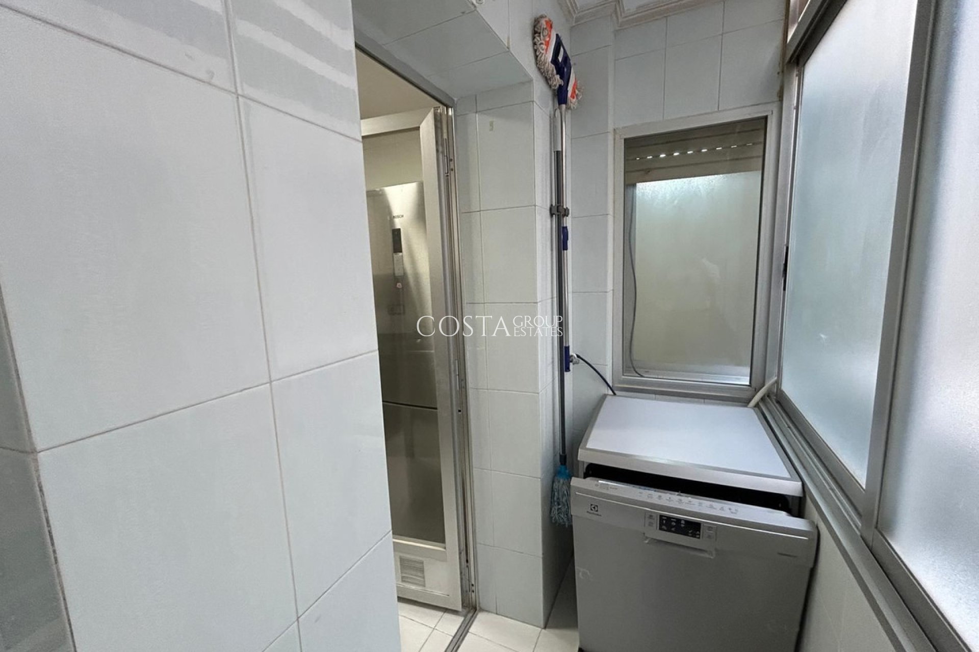 Herverkoop - Apartments -
Alicante City - Alicante City Centro