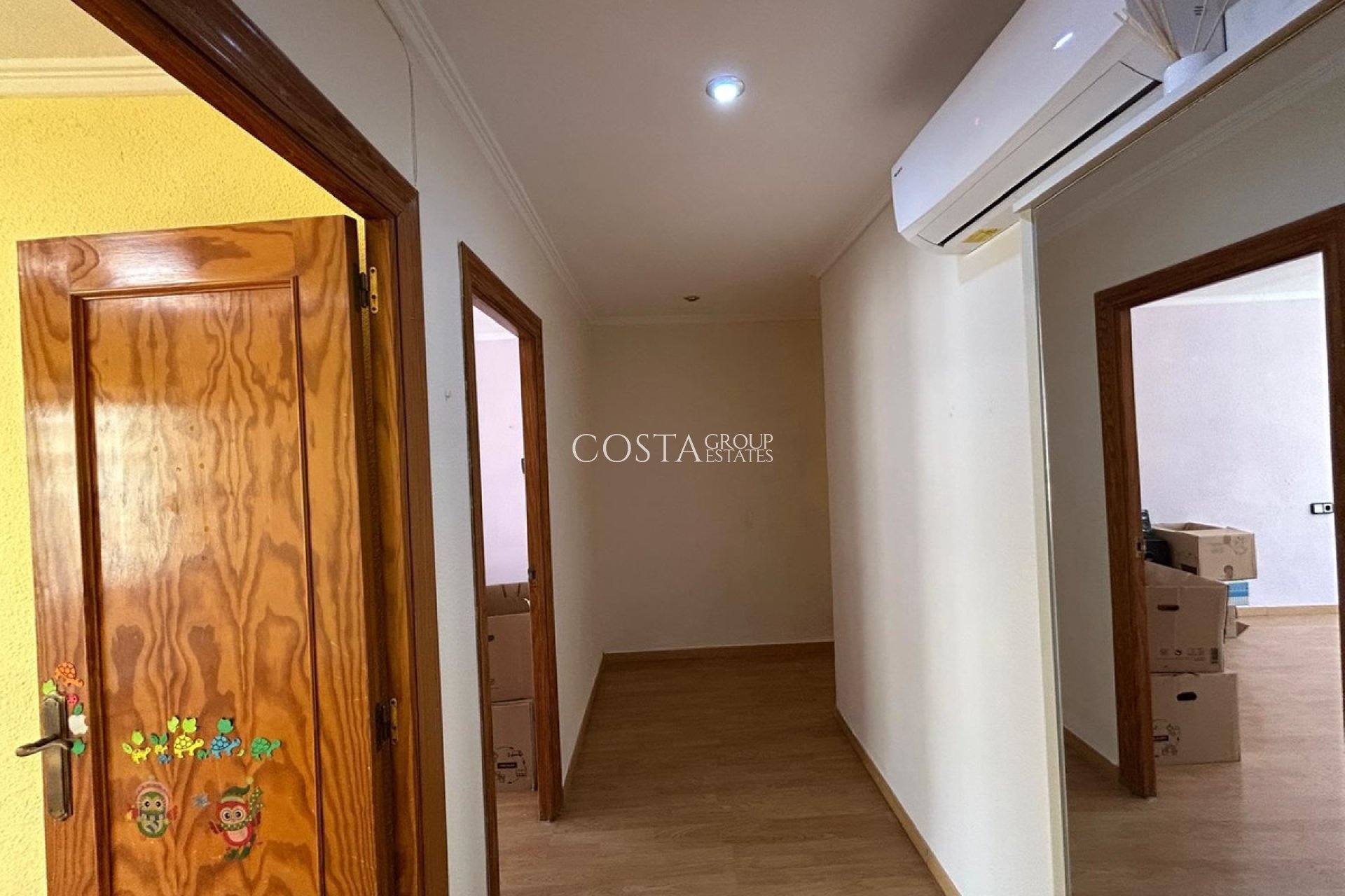 Herverkoop - Apartments -
Alicante City - Alicante City Centro