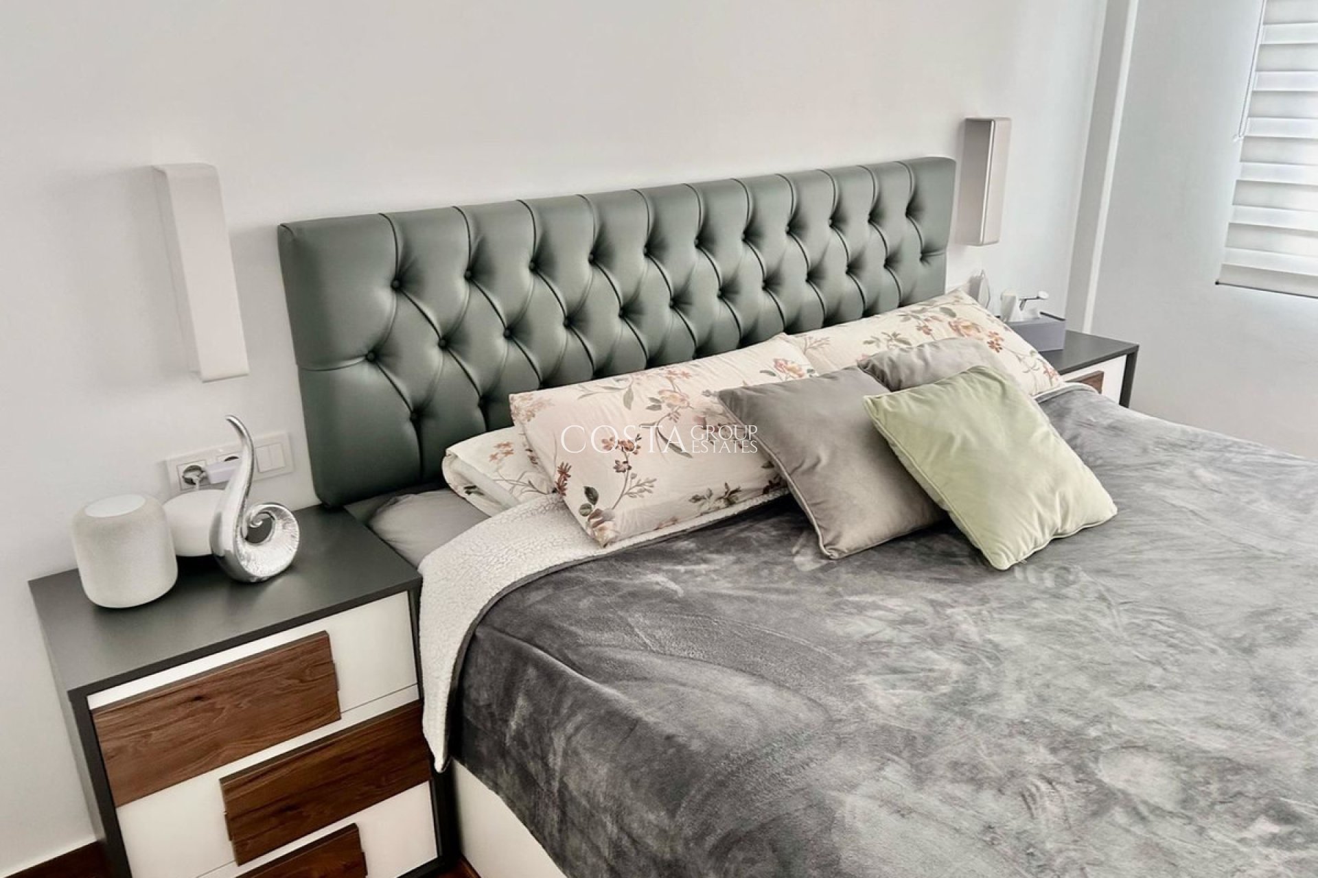 Herverkoop - Apartments -
Alicante City - Alicante City Centro