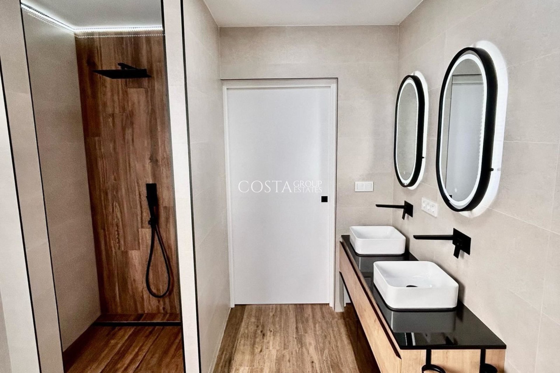 Herverkoop - Apartments -
Alicante City - Alicante City Centro