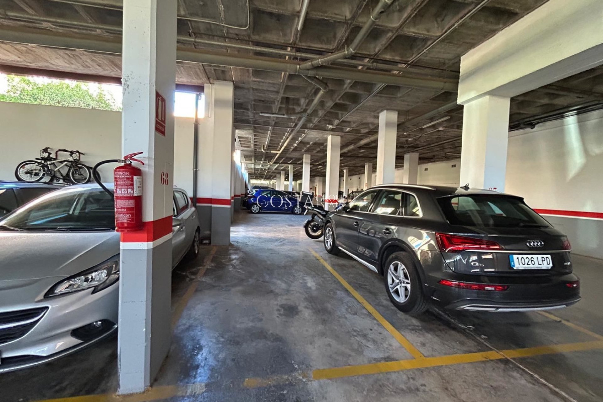 Herverkoop - Apartments -
Alicante City - Alicante City Centro