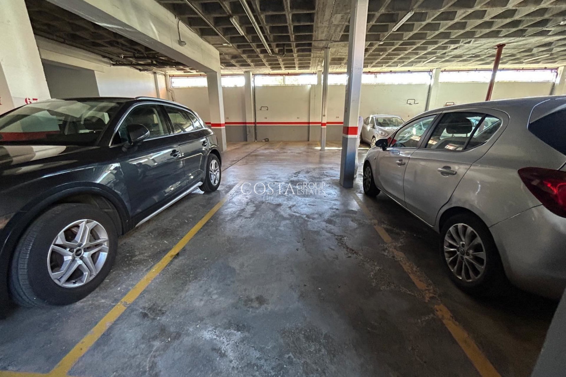 Herverkoop - Apartments -
Alicante City - Alicante City Centro