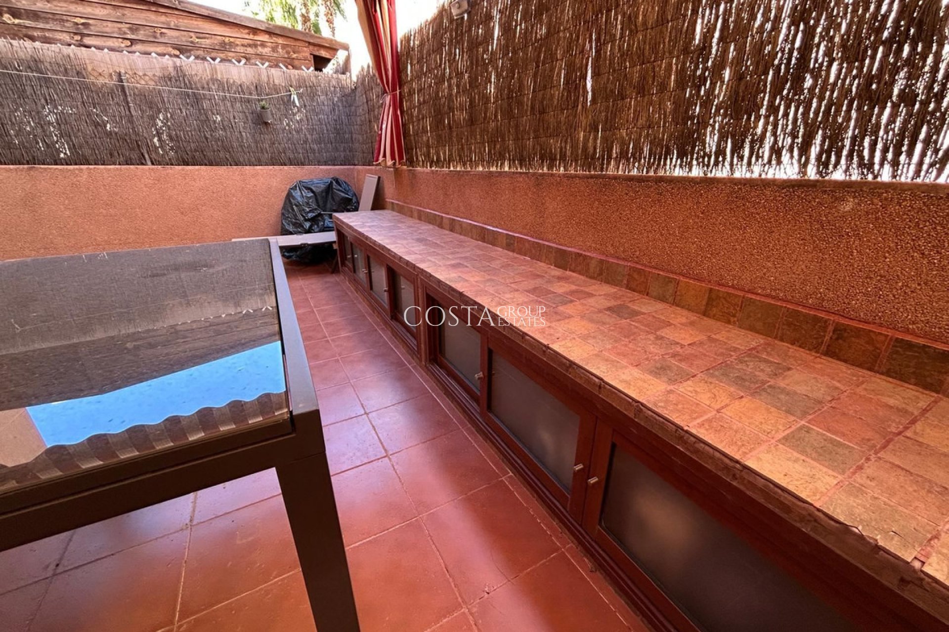 Herverkoop - Apartments -
Alicante City - Alicante City Centro