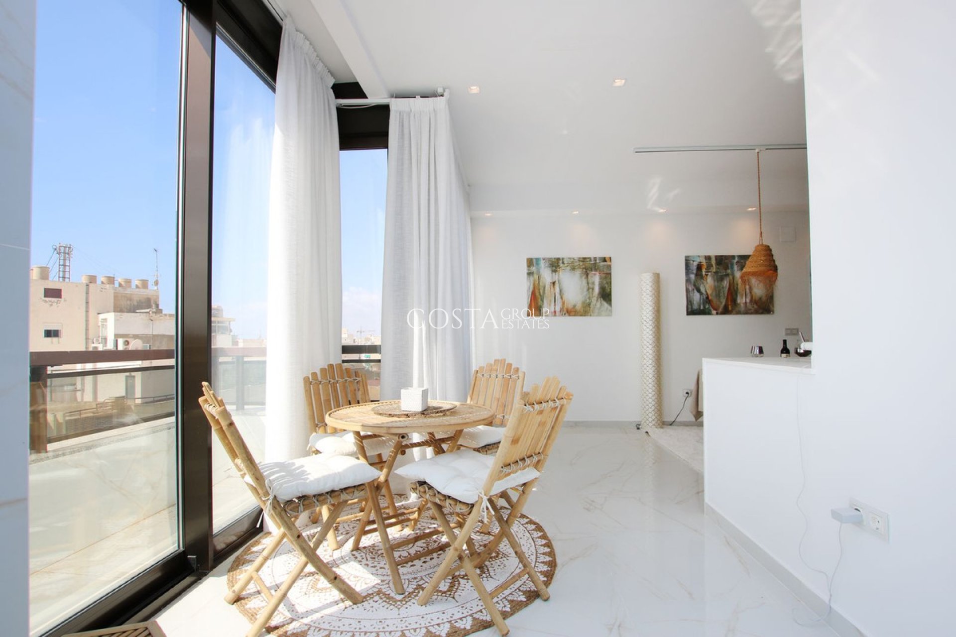 Herverkoop - Apartments -
Alicante City - Alicante City Centro