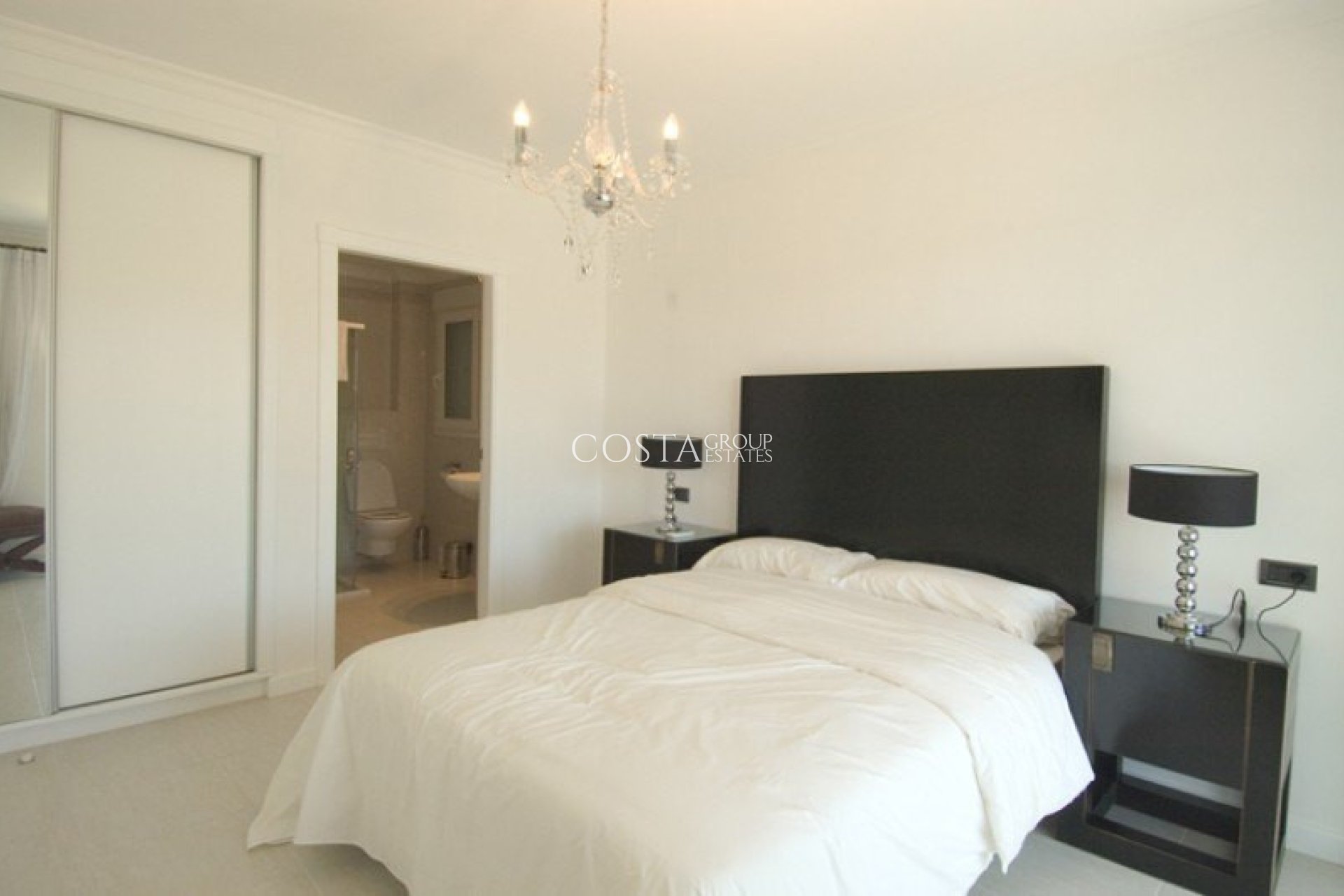 Herverkoop - Apartments -
Benissa