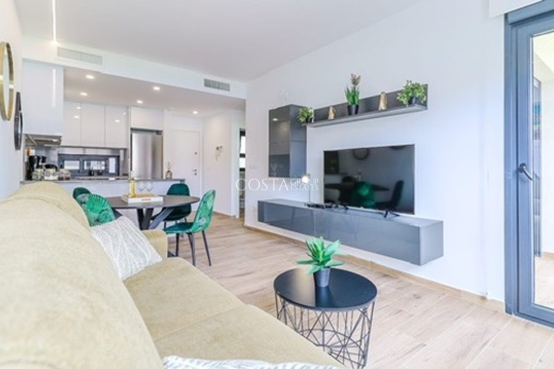 Herverkoop - Apartments -
 - Las Filipinas
