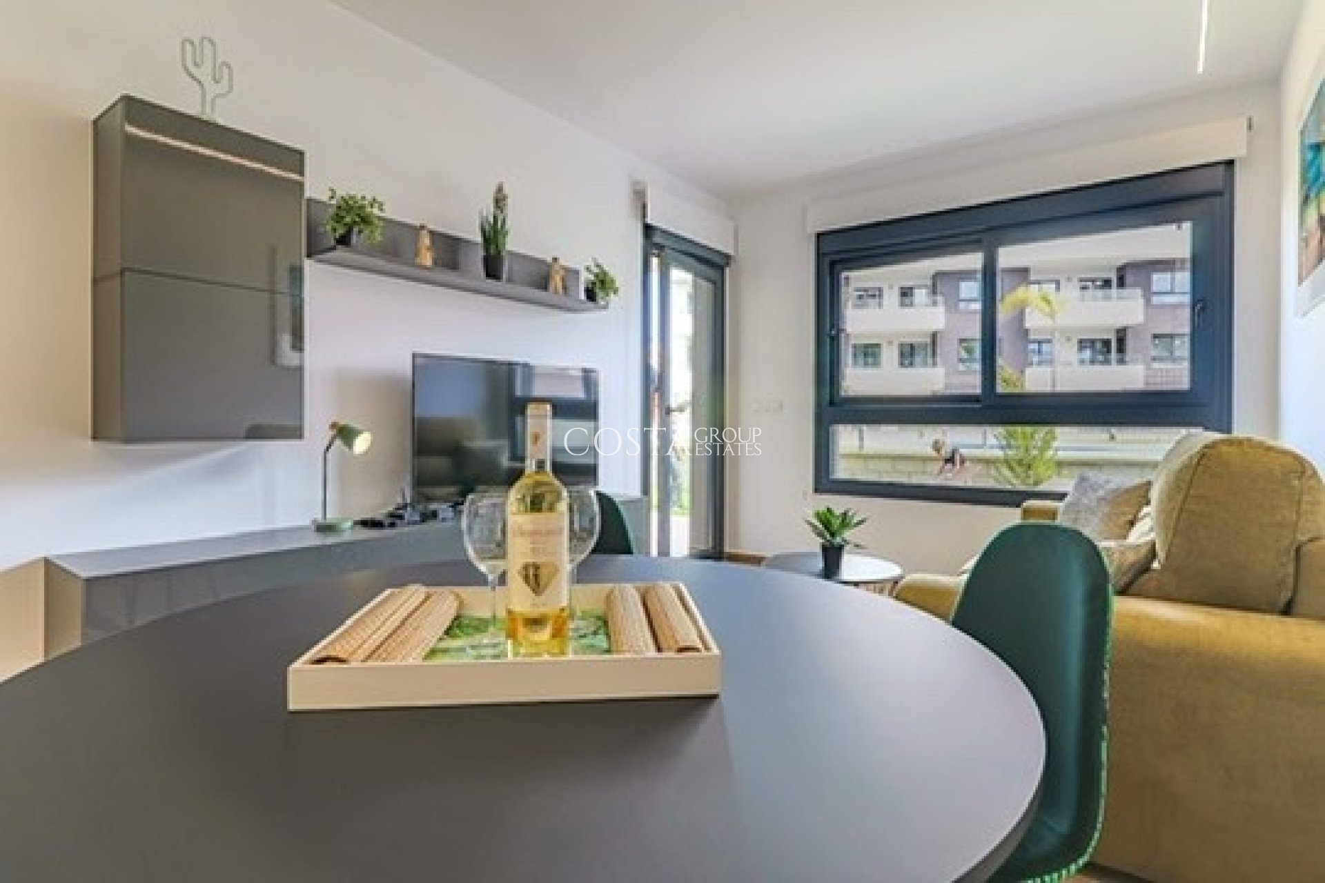 Herverkoop - Apartments -
 - Las Filipinas