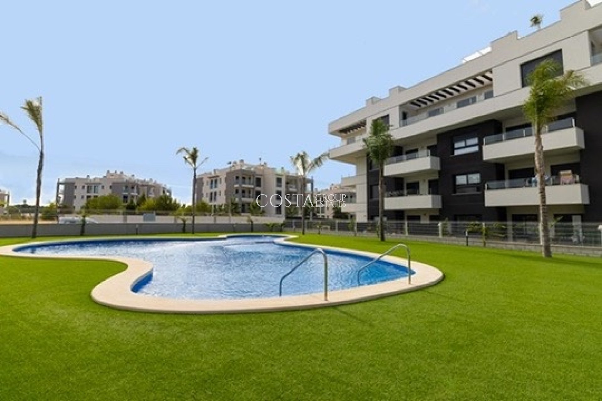 Herverkoop - Apartments -
 - Las Filipinas