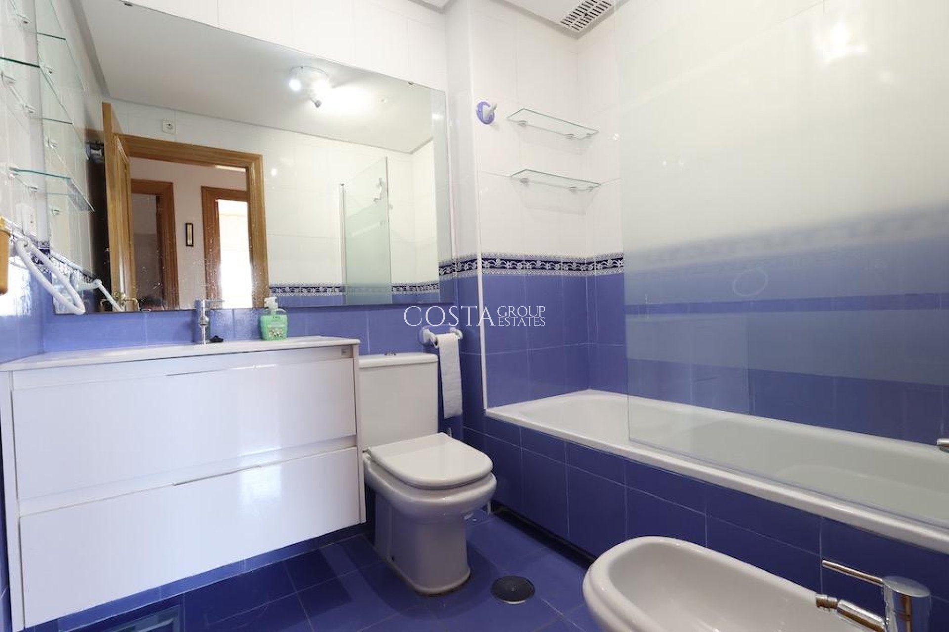Herverkoop - Apartments -
Orihuela - Campoamor
