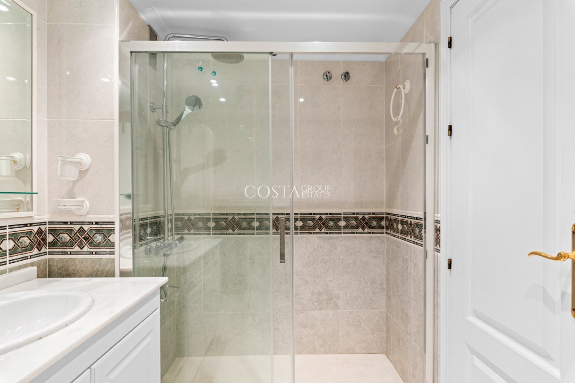 Herverkoop - Apartments -
Orihuela Costa - Campoamor