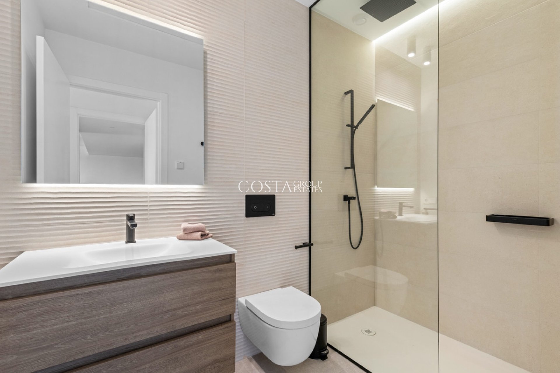 Herverkoop - Apartments -
Orihuela Costa - Las Colinas Golf